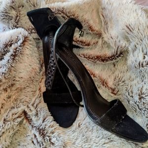 Black Kenneth Cole Heels